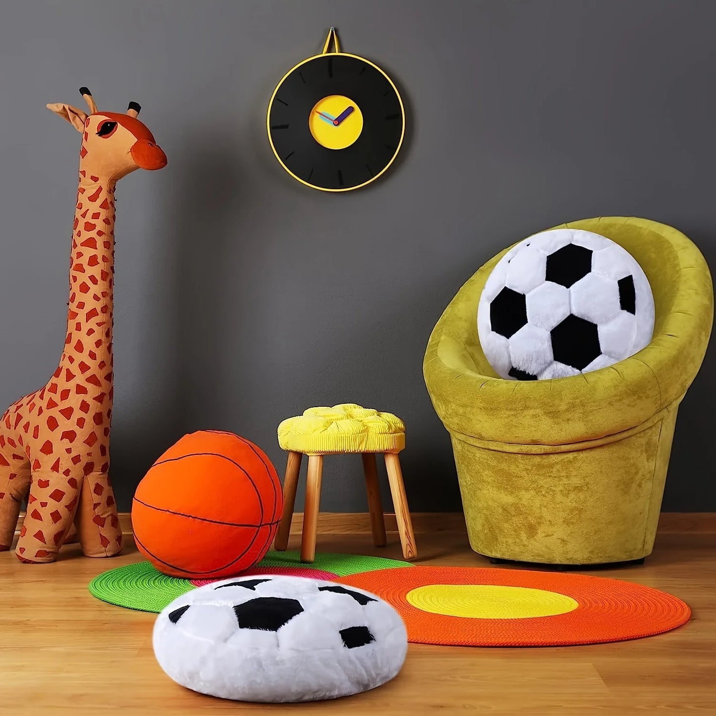 Coussin en Peluche Ballon de Soccer – Décor Sport Confortable
