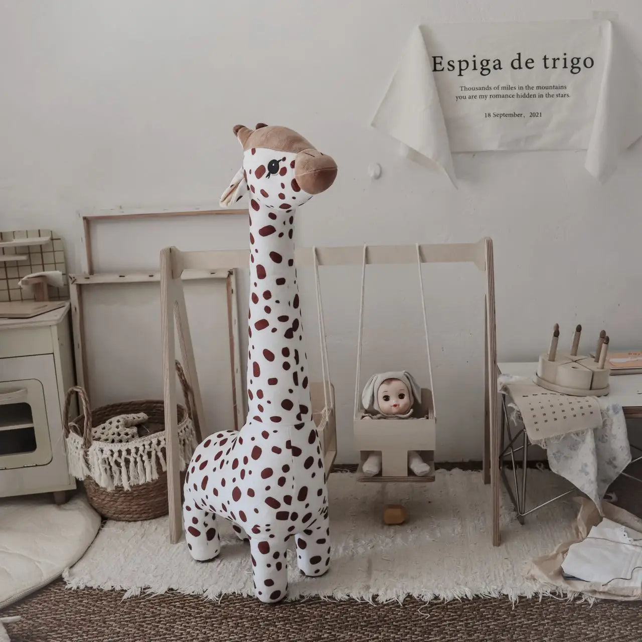 Peluche Girafe Géante – Compagnon Doux et Décoratif