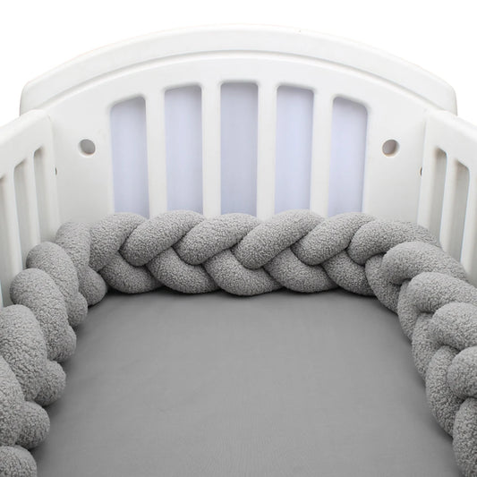 Coussin tressé 3 nœuds – 4 m – Accessoire textile décoratif pour chambre enfant