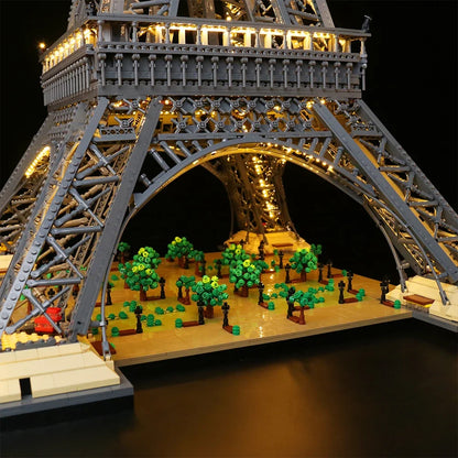 Tour Eiffel en briques 10 001 pcs