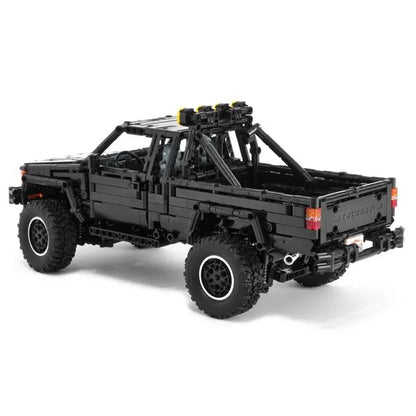 MOC-112058 Toyota 4x4 SR5 Xtracab Truck / Hilux Pickup - Back to the Future