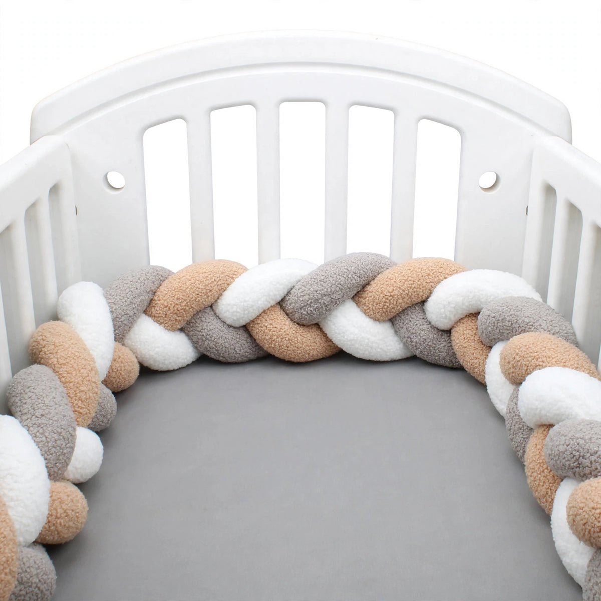 Coussin tressé 3 nœuds – 4 m – Accessoire textile décoratif pour chambre enfant