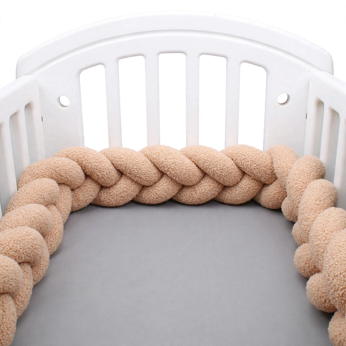 Coussin tressé 3 nœuds – 4 m – Accessoire textile décoratif pour chambre enfant