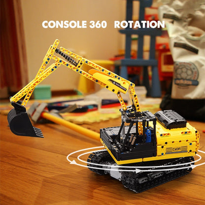 Crane with electric motor in Technic Brick
