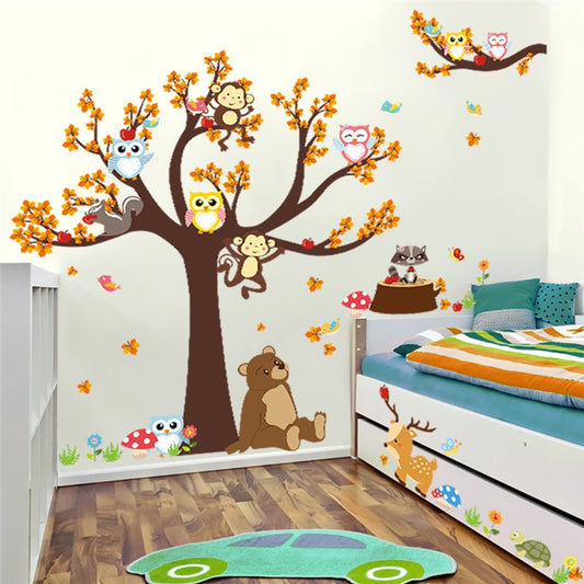 Wall sticker Tree with animals